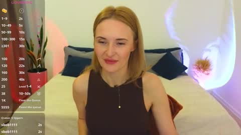 alisssarose online show from March 12, 2026, 8:59 pm