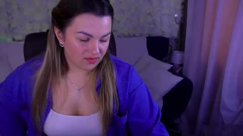 Snapshot of alissyagrayy chatting on June 1, 2026, 5:53 am alissyagrayy online show from June 1, 2026, 5:53 am