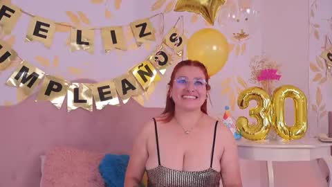 Snapshot of alix_bay chatting on April 27, 2026, 8:29 pm Alix online show from April 27, 2026, 8:29 pm