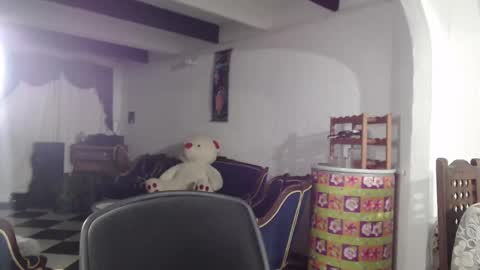 Snapshot of alix_beltran chatting on March 7, 2025, 5:51 am Alix online show from March 7, 2025, 5:51 am