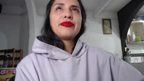 Snapshot of alix_beltran chatting on March 8, 2025, 3:50 am Alix online show from March 8, 2025, 3:50 am