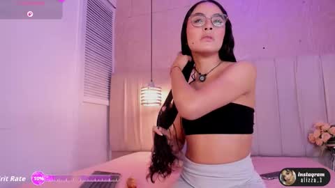 alizza_ online show from February 22, 2026, 11:42 am