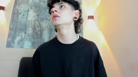 Snapshot of alkimia_tt chatting on March 31, 2026, 12:38 pm JEFERSON online show from March 31, 2026, 12:38 pm