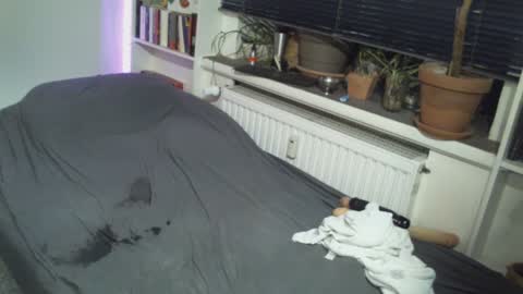 Snapshot of all_ways_big chatting on December 18, 2024, 6:03 pm all_ways_big online show from December 18, 2024, 6:03 pm