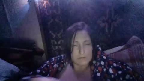 Snapshot of allasowinskaya chatting on April 18, 2026, 9:04 pm AllaSowinskaya online show from April 18, 2026, 9:04 pm