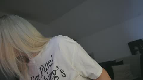 A day u didnt smile is a lost day online show from January 27, 2025, 8:18 am