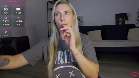 A day u didnt smile is a lost day online show from October 14, 2025, 5:36 pm