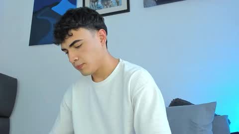 Allex online show from October 19, 2025, 10:10 pm