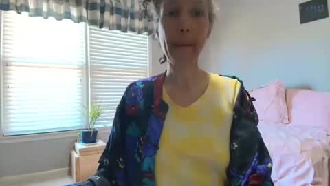 wishlist on bio online show from March 13, 2026, 3:51 pm