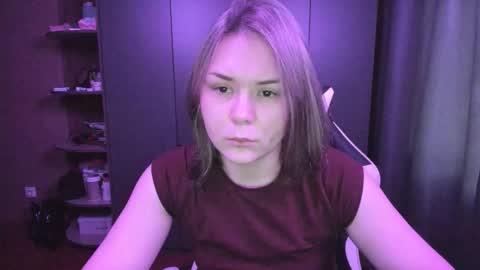 Snapshot of alli_zi chatting on November 23, 2025, 1:49 am Blair online show from November 23, 2025, 1:49 am