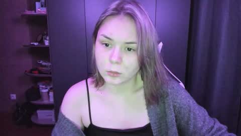 Snapshot of alli_zi chatting on November 26, 2025, 3:35 pm Blair online show from November 26, 2025, 3:35 pm