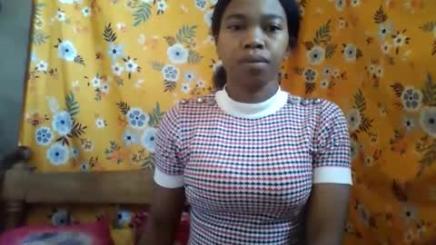 alliciax632770q online show from April 23, 2026, 5:52 am