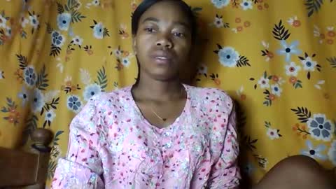 alliciax632770q online show from April 27, 2026, 11:25 pm