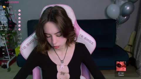 Snapshot of allie_hazie chatting on February 13, 2025, 8:03 pm alice online show from February 13, 2025, 8:03 pm