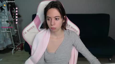 Snapshot of allie_hazie chatting on October 13, 2025, 12:43 am alice online show from October 13, 2025, 12:43 am