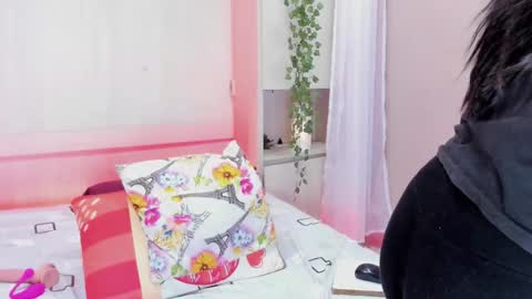 ALISON   online show from March 23, 2026, 7:40 pm