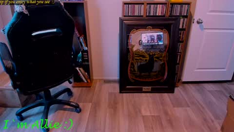 Snapshot of alliekat62 chatting on January 19, 2025, 6:32 pm Allie online show from January 19, 2025, 6:32 pm