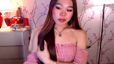 Snapshot of allirah20x chatting on March 12, 2025, 11:44 pm Allirah online show from March 12, 2025, 11:44 pm