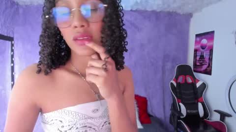 Snapshot of allis0n_ik chatting on January 13, 2025, 5:44 am ALLIS0N IK online show from January 13, 2025, 5:44 am