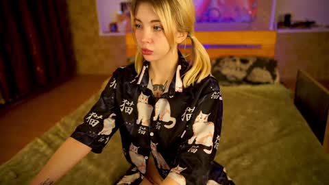 Snapshot of allison_cuty chatting on February 26, 2025, 9:05 pm Allison online show from February 26, 2025, 9:05 pm