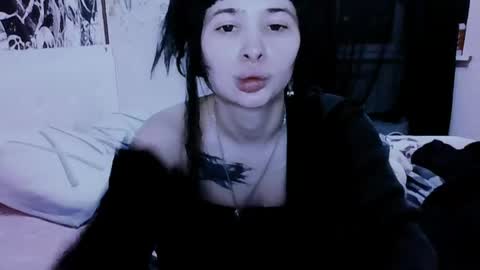 Alis online show from June 13, 2026, 7:01 pm