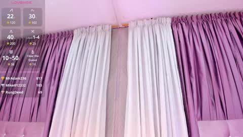 Snapshot of allisonn_bell chatting on January 17, 2025, 10:56 pm Allison online show from January 17, 2025, 10:56 pm