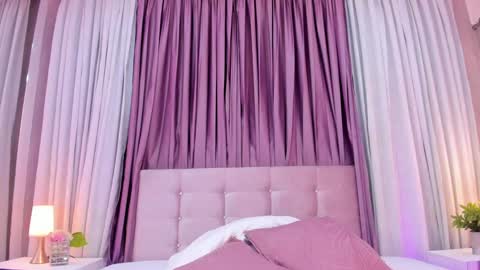 Snapshot of allisonn_bell chatting on January 29, 2025, 2:53 pm Allison online show from January 29, 2025, 2:53 pm