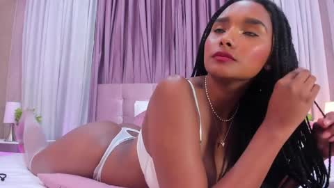 Snapshot of allisonn_bell chatting on February 12, 2025, 2:24 am Allison online show from February 12, 2025, 2:24 am