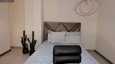 Allison Rogers online show from September 16, 2025, 2:45 am