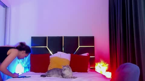 AllisonSweetie online show from April 16, 2026, 10:38 am