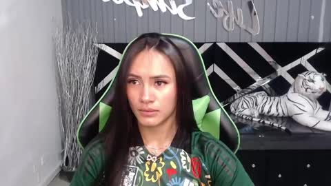 Allisson online show from February 6, 2025, 3:27 am