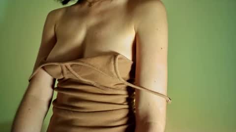 Snapshot of allisson_rose chatting on September 10, 2025, 4:56 am Alli online show from September 10, 2025, 4:56 am