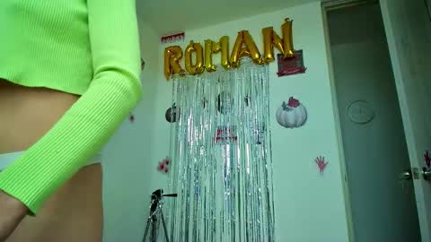 Snapshot of allisson_rose chatting on October 21, 2025, 5:24 pm Alli online show from October 21, 2025, 5:24 pm