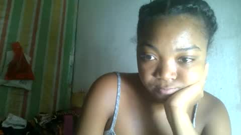 Snapshot of allizida01 chatting on May 12, 2026, 5:32 pm allizida01 online show from May 12, 2026, 5:32 pm