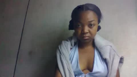 Snapshot of allizida01 chatting on May 19, 2026, 1:56 am allizida01 online show from May 19, 2026, 1:56 am