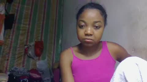 Snapshot of allizida01 chatting on May 19, 2026, 5:30 pm allizida01 online show from May 19, 2026, 5:30 pm