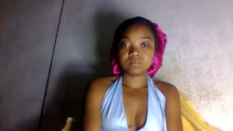 Snapshot of allizida01 chatting on May 22, 2026, 10:37 pm allizida01 online show from May 22, 2026, 10:37 pm