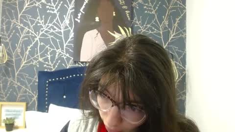 Snapshot of alllyson_ chatting on May 19, 2026, 8:26 pm alison online show from May 19, 2026, 8:26 pm