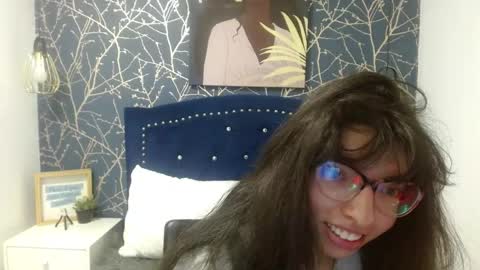 Snapshot of alllyson_ chatting on May 29, 2026, 8:07 pm alison online show from May 29, 2026, 8:07 pm