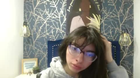 Snapshot of alllyson_ chatting on May 30, 2026, 8:28 pm alison online show from May 30, 2026, 8:28 pm