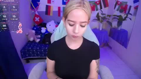 alloy_tiny online show from July 19, 2026, 3:49 pm
