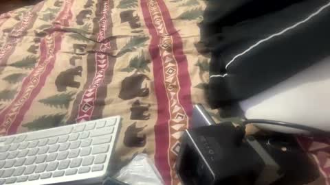 allthewayup10 online show from September 12, 2025, 11:04 pm