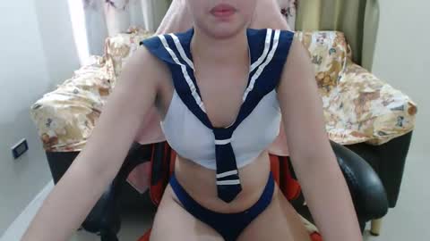 Snapshot of alluring_asian69 chatting on October 29, 2025, 3:42 am Alluring Asian online show from October 29, 2025, 3:42 am