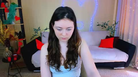 alluringeyess online show from June 30, 2026, 12:28 pm