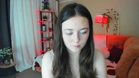 alluringeyess online show from July 2, 2026, 12:22 pm