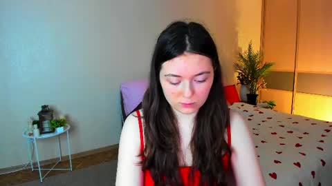 alluringeyess online show from July 7, 2026, 6:47 am