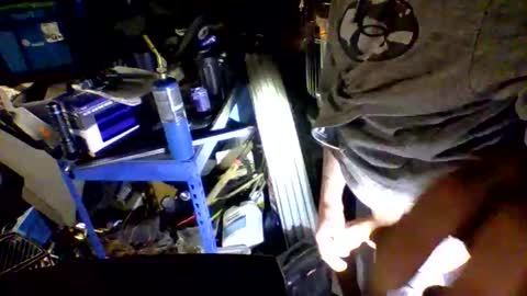 Snapshot of allwolf0323 chatting on December 17, 2025, 7:47 am allwolf0323 online show from December 17, 2025, 7:47 am