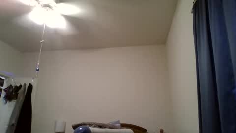 Snapshot of ally12334 chatting on November 15, 2025, 4:14 pm ally12334 online show from November 15, 2025, 4:14 pm