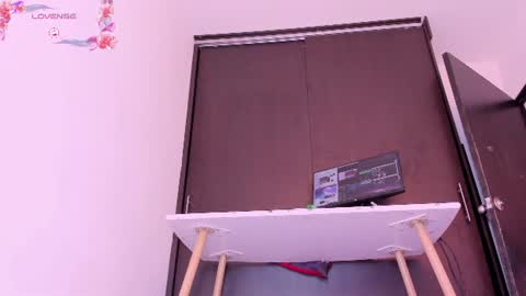 Snapshot of ally_cantero chatting on July 28, 2026, 7:15 pm NEW VIDEOS IN MY PROFILE online show from July 28, 2026, 7:15 pm