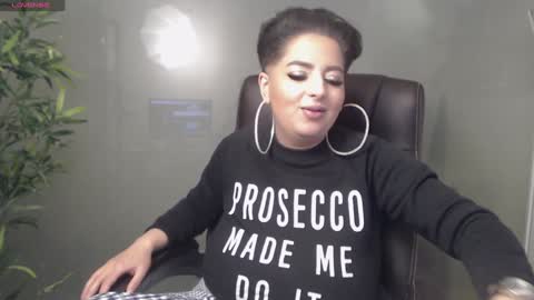 Snapshot of allyiah chatting on January 24, 2025, 1:24 am online show from January 24, 2025, 1:24 am